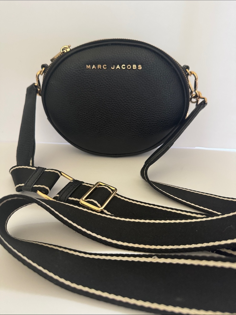 Marc Jacob’s Black Leather Rewind Crossbody Bag Small